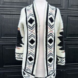 Kamana Southwest Print Fuzzy Cardigan